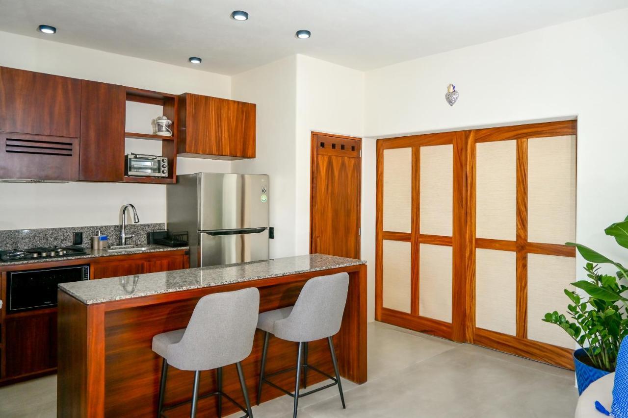 The Sunset Villas Zihuatanejo Exterior photo